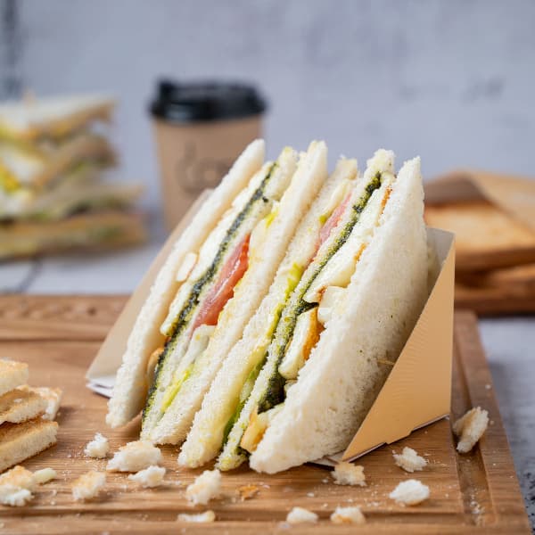 حلوم بيستو كلوب